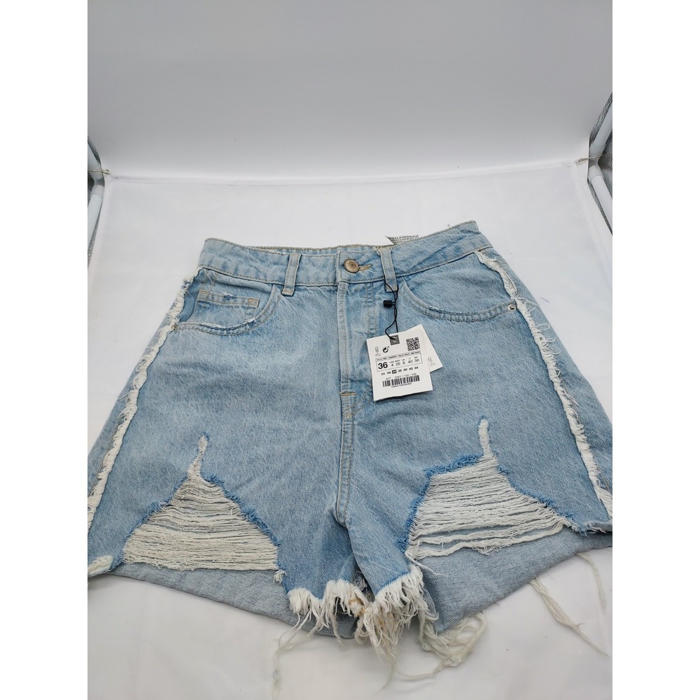 Zara High Rise Distressed Denim Shorts Light Wash Blue Raw Hem Size‎ 4 5862/159